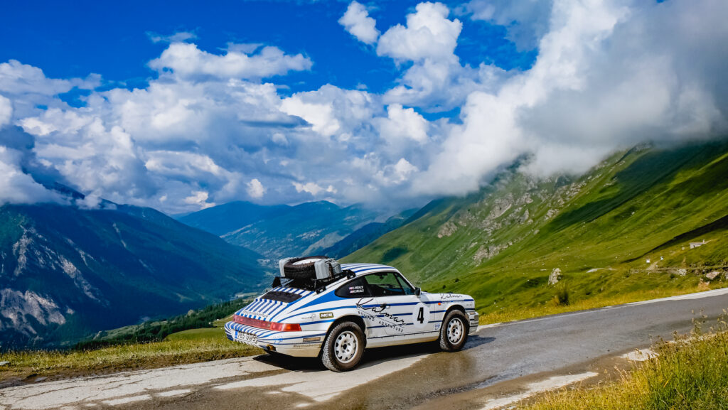Beyond Adventure Kalmar 9X9 dark grey sports car-Porsche 959